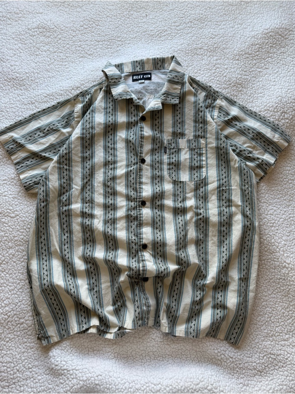 Vintage Style Reef Men’s Short Sleeve Cotton Button-Up Surf Shirt Sz. XXL